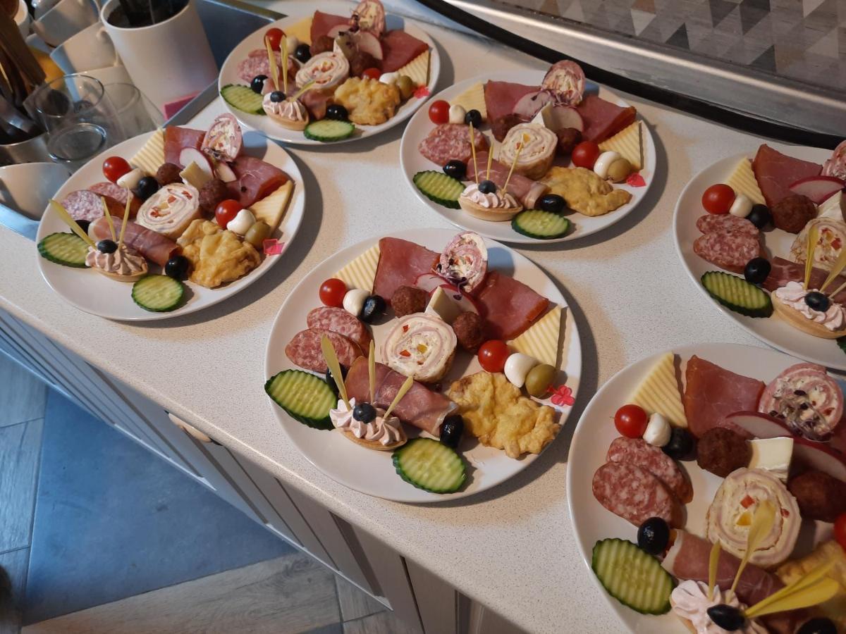 Pensiunea Vinatur Porumbacu de Sus Buitenkant foto